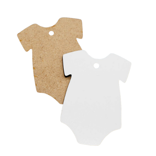 Pendente MDF em forma de Babygrow para personalização